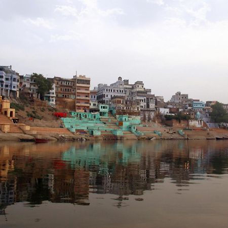 Amritara Suryauday Haveli Hotel Varanasi Bagian luar foto